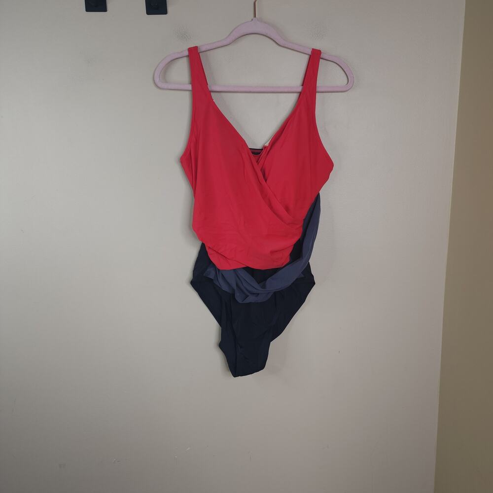 Denim & Co Colorblock Beach Criss Cross One Piece Size 12